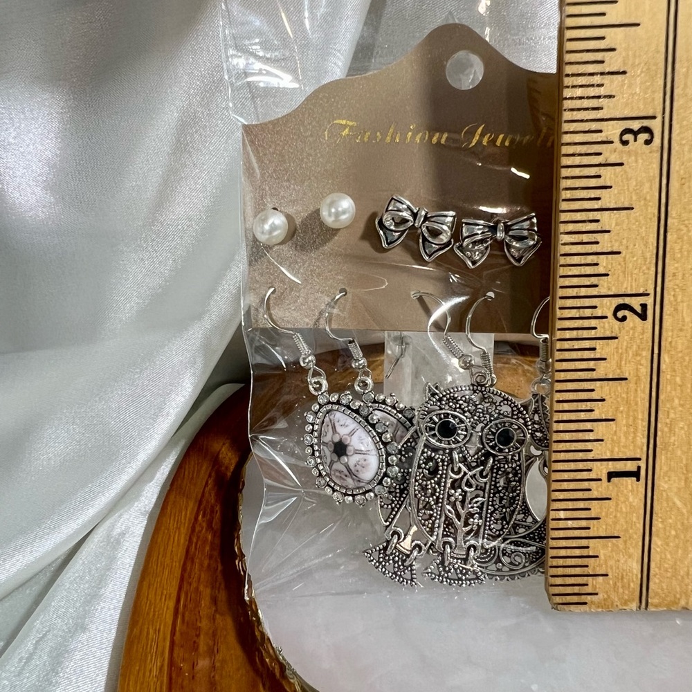 Southwestern Earrings Set - Picture 4 of 4
